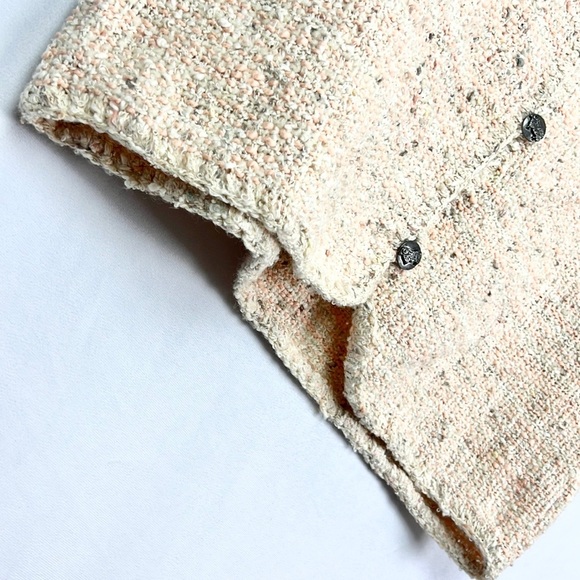 THE VILLAGE WEAVERY | 🧶Pale Pink Hand-Woven Wool Blend Short-Sleeved Sweater - Picture 11 of 14